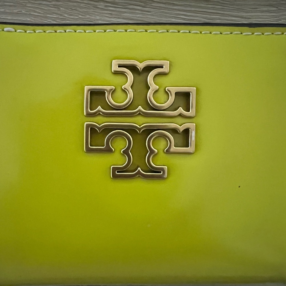 Tory Burch Britten wallet